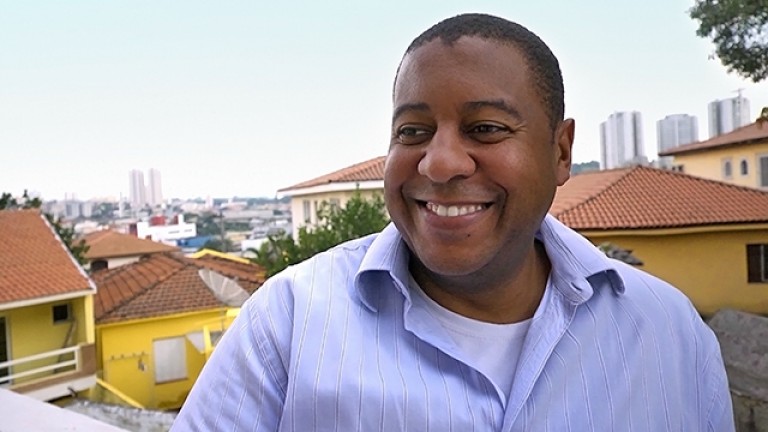 José Luiz sorri ao pensar em suas bênçãos