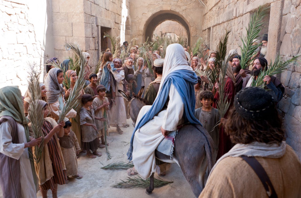 Holy Week Palm Sunday ComeUntoChrist Org