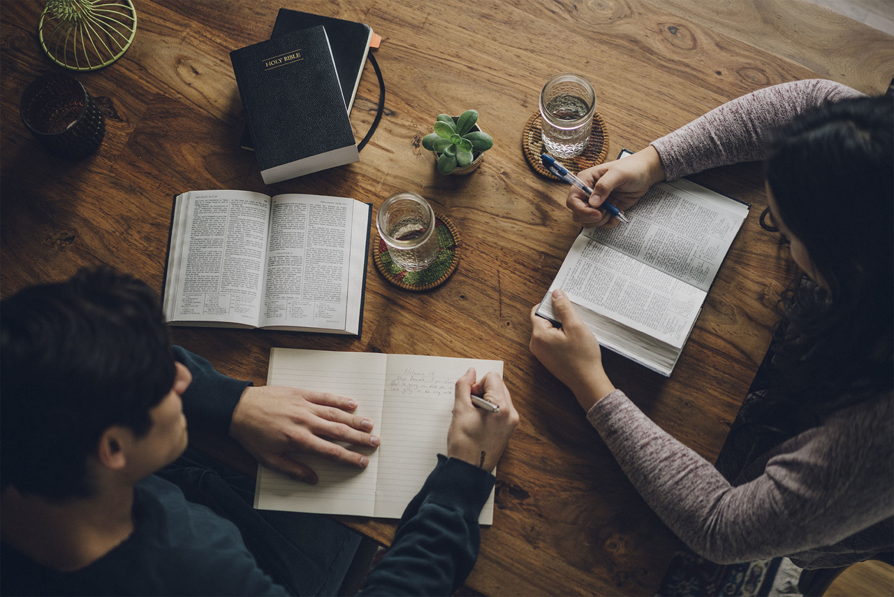 ¿Cómo Puedo Comenzar A Leer La Biblia?