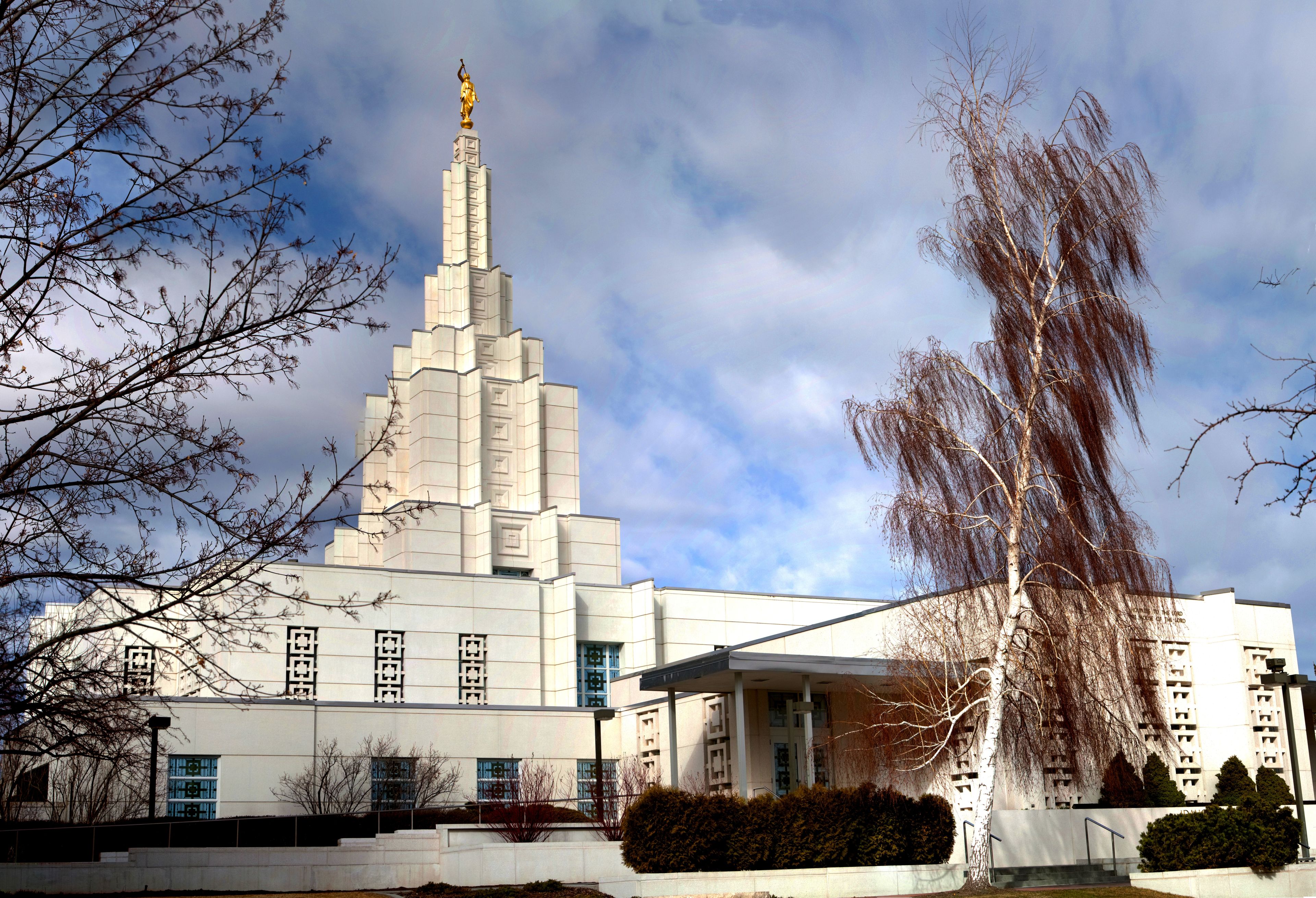 The Idaho Falls Idaho Temple in the Winter