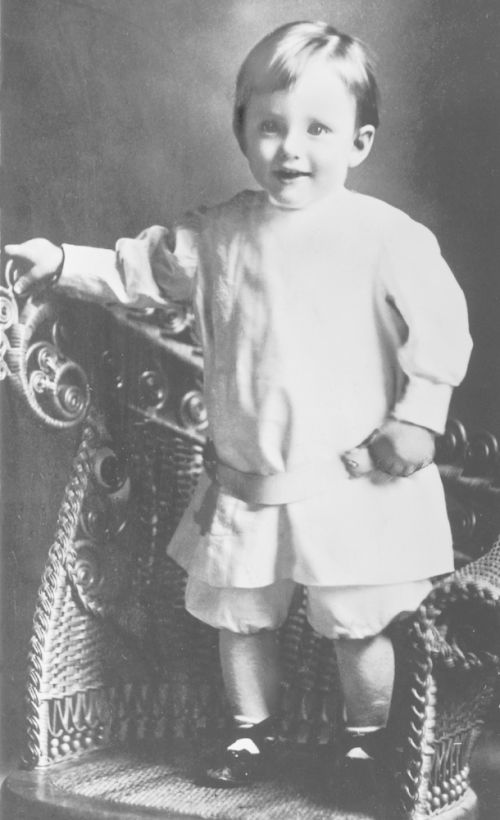 Hunter, Howard W.