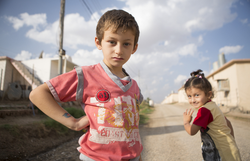 Enfants dans un camp de réfugiés