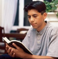 Scriptures study and teaching. Youth. Male