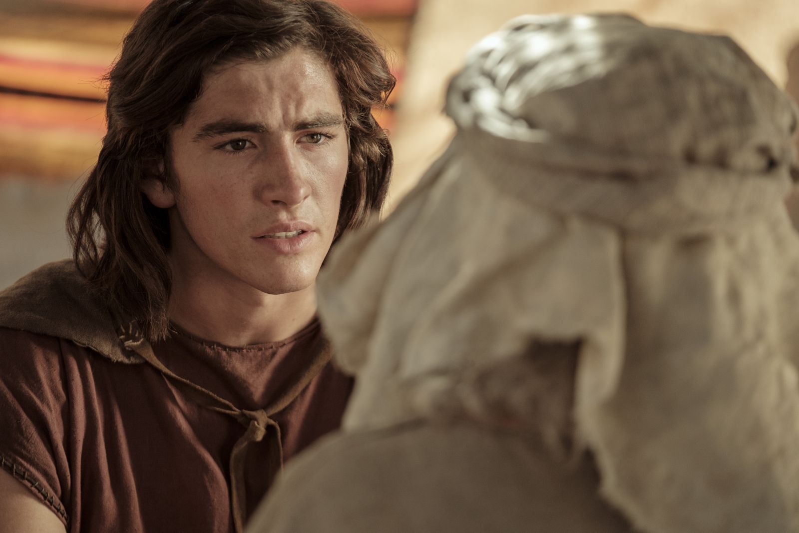 Nefi con Lehi en su tienda