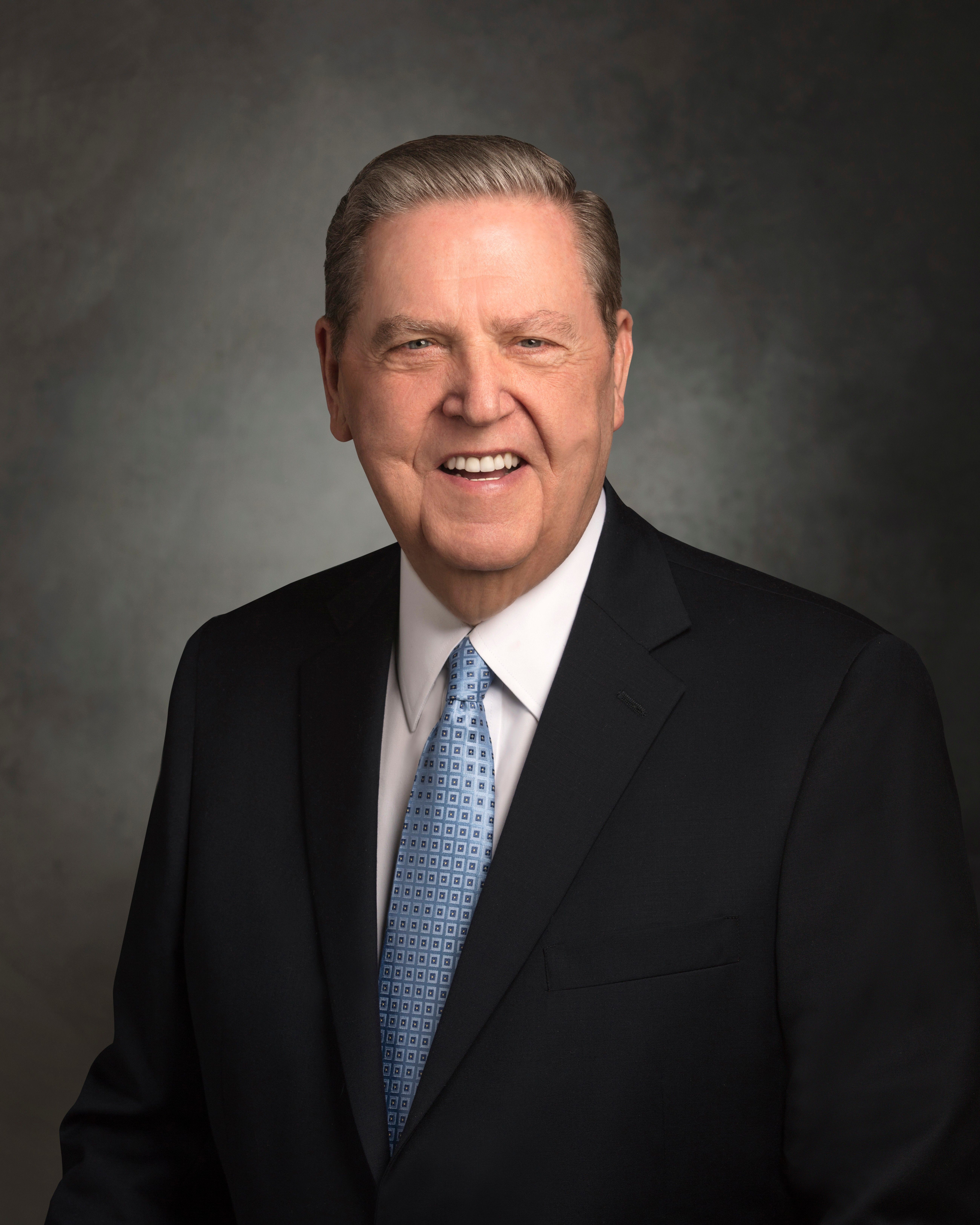 Official Portrait of Elder Jeffrey R. Holland.  Photographed January 2018.