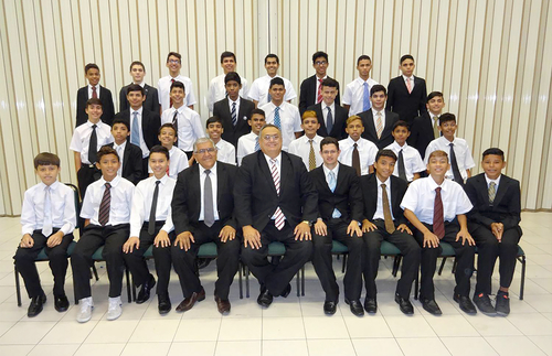 Fernando’s young men